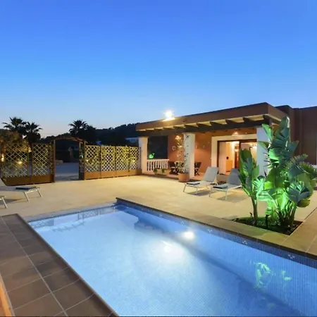 Evie Villa